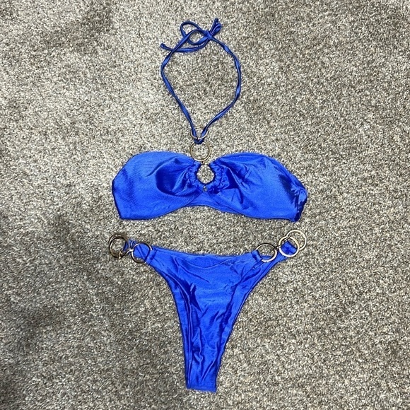 Women’s Royal Blue Bandeau Halter Gold Chain Accents 2 Piece size Medium - Picture 6 of 9